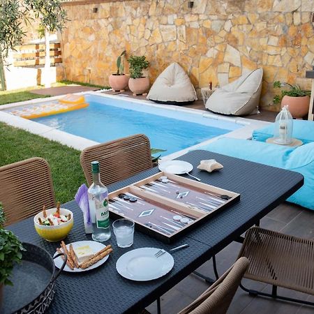 Dandy Villas Nea Roda - Melodic Waves - Private - Pool - Parking - Cellar 外观 照片