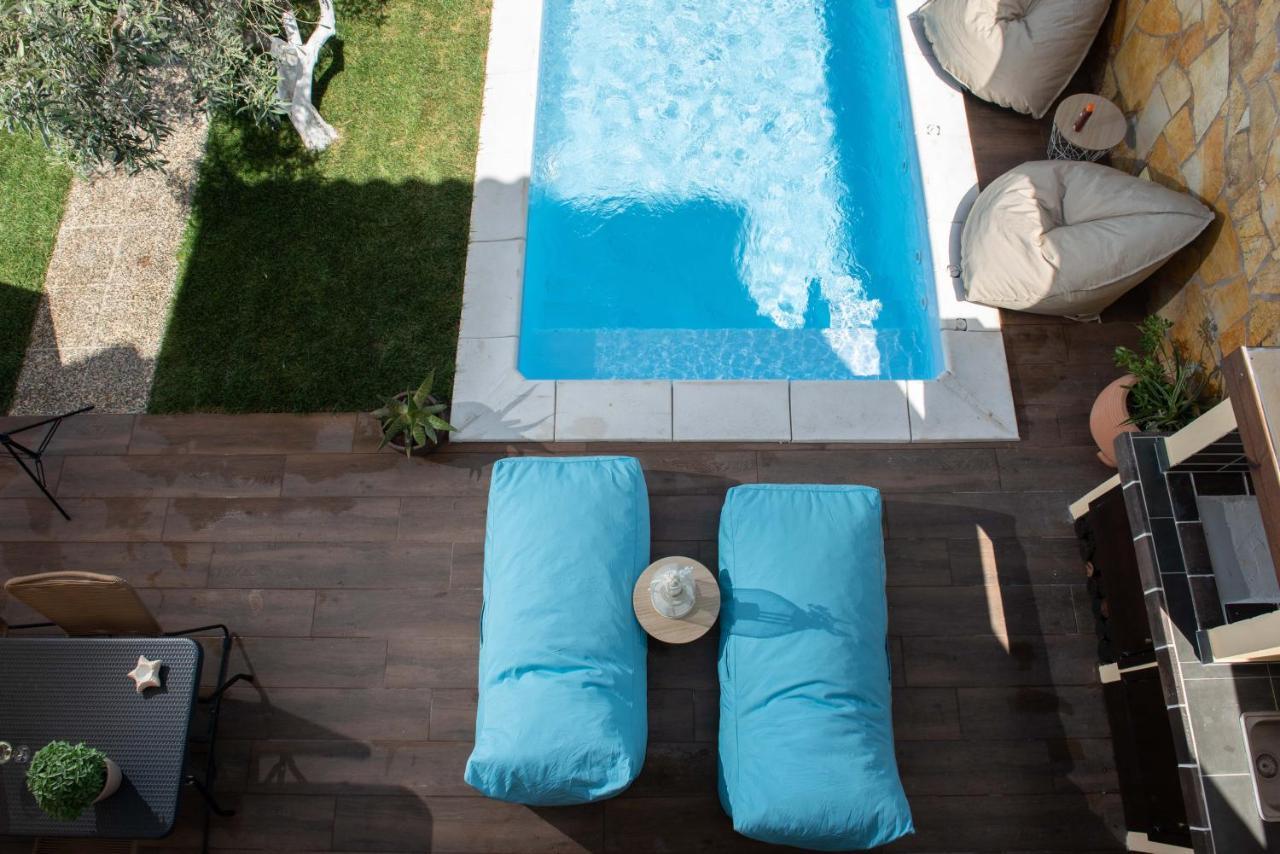 Dandy Villas Nea Roda - Melodic Waves - Private - Pool - Parking - Cellar 外观 照片
